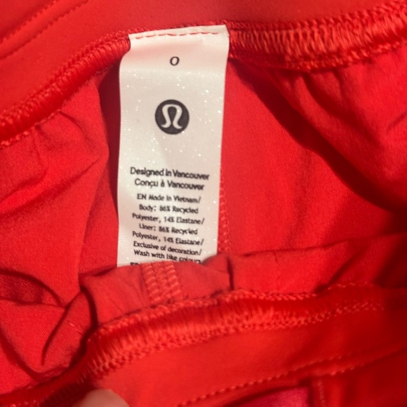Lululemon Red Adapted state perforated jogger sz 0 - Picture 4 of 9